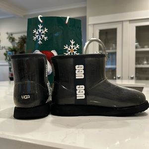 Kids size 3 black Ugg booties